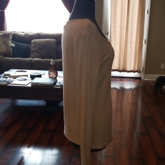 BKE Core Shirt - Picture 4 of 4